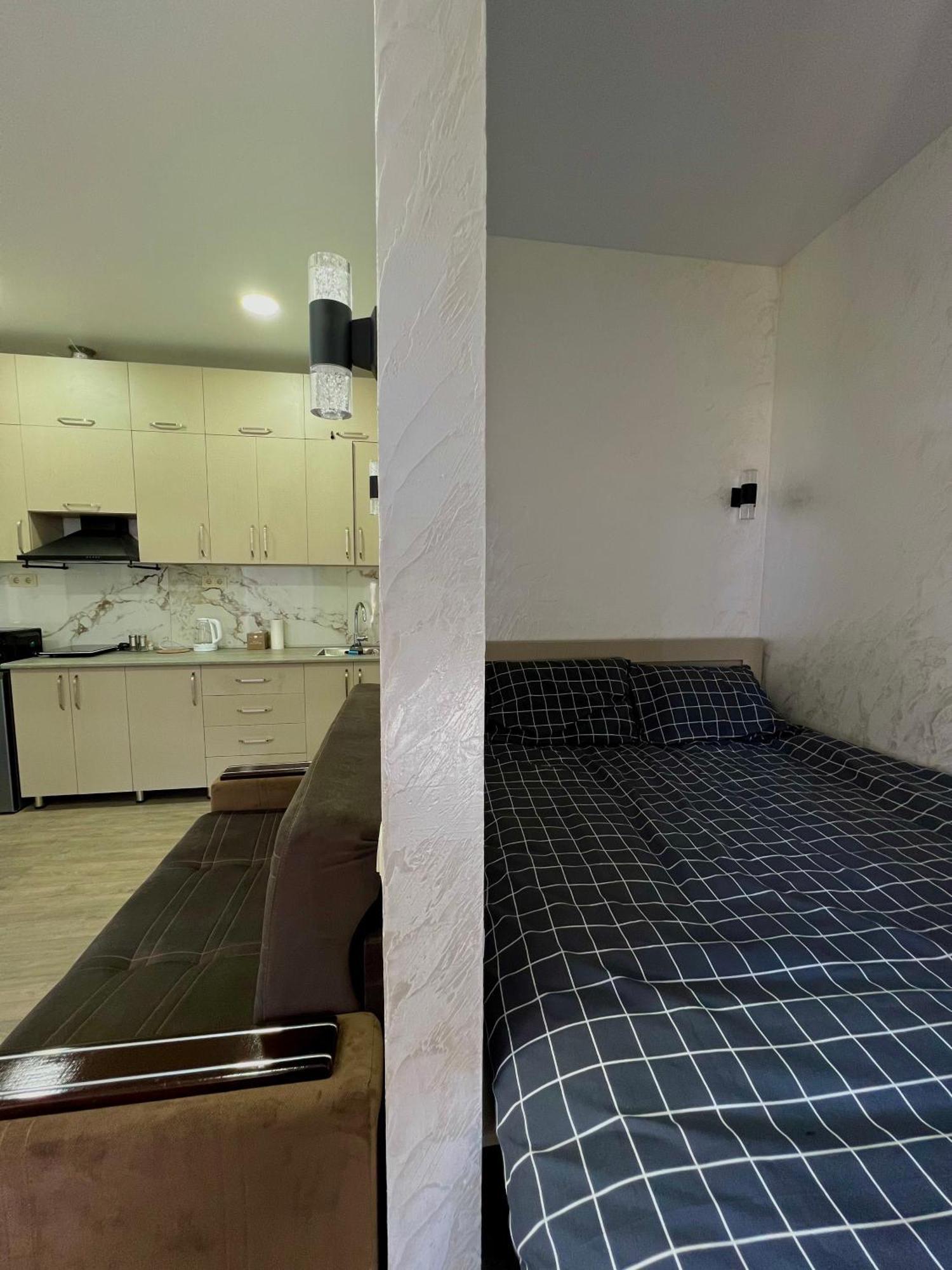 Sun And Moon Aparthotel Батуми Екстериор снимка